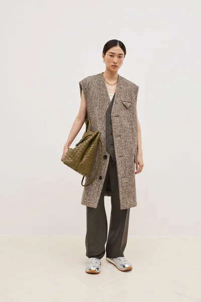 Look 7